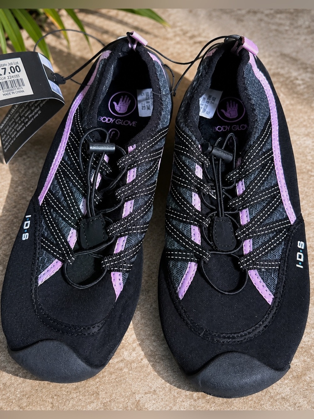 Body Glove Black and Pink Women's Water Sneakers, Size 7, New